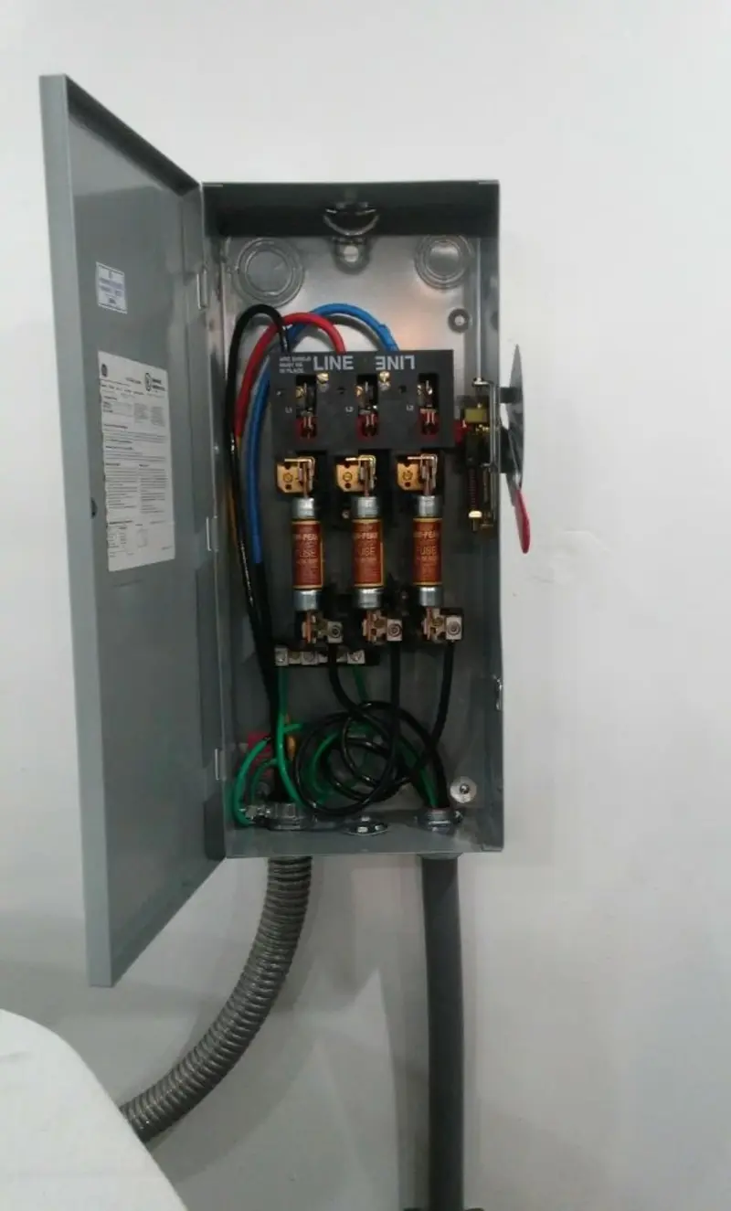 Three-phase disconnect switch installed for Electrical Wiring & Rewiring in New Ipswich